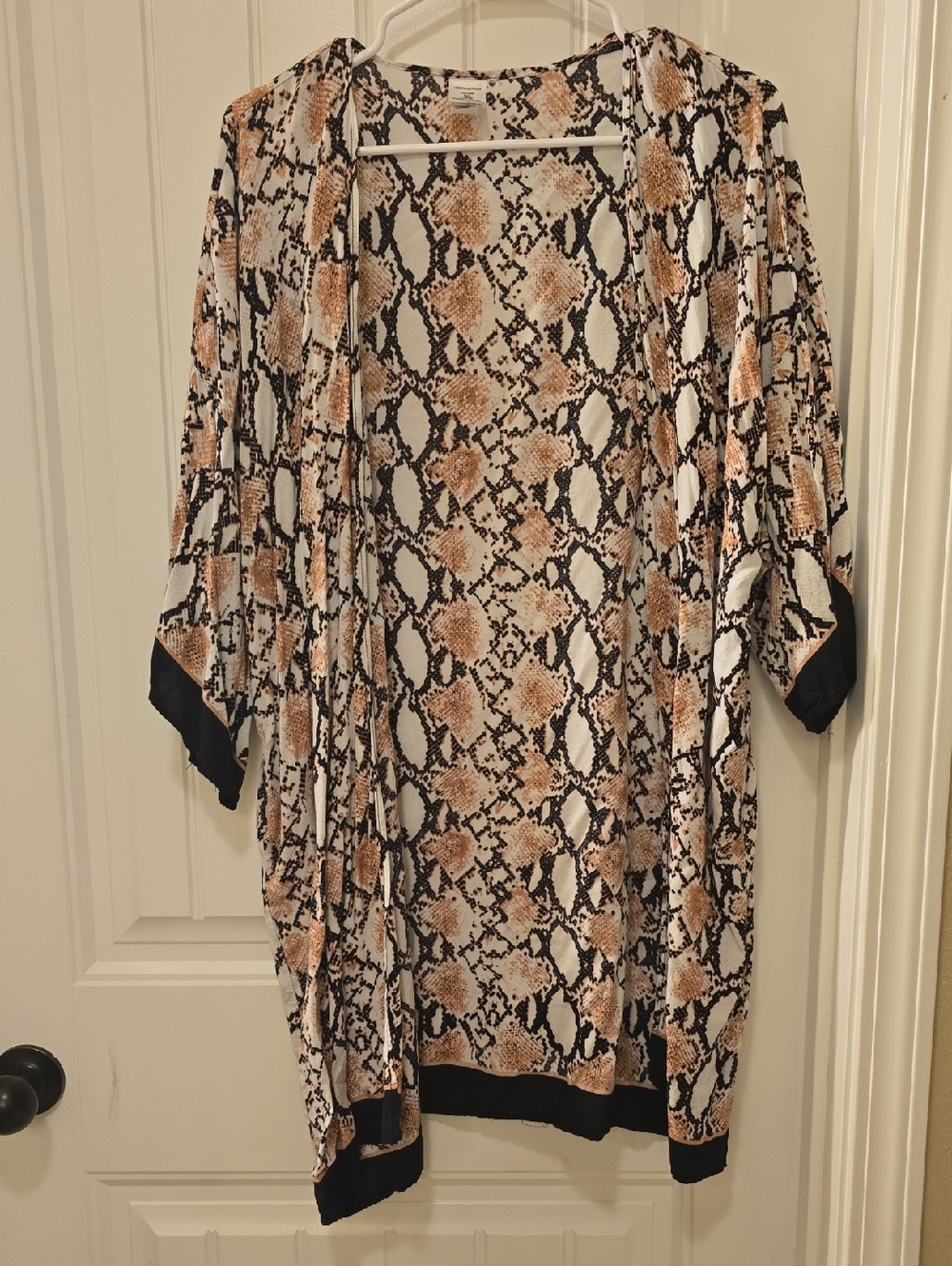Lightweight Snake Print Kimono Cardigan in Beige and Black